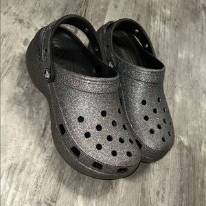 CROCS Glittery Black Clogs, platform size 6 women